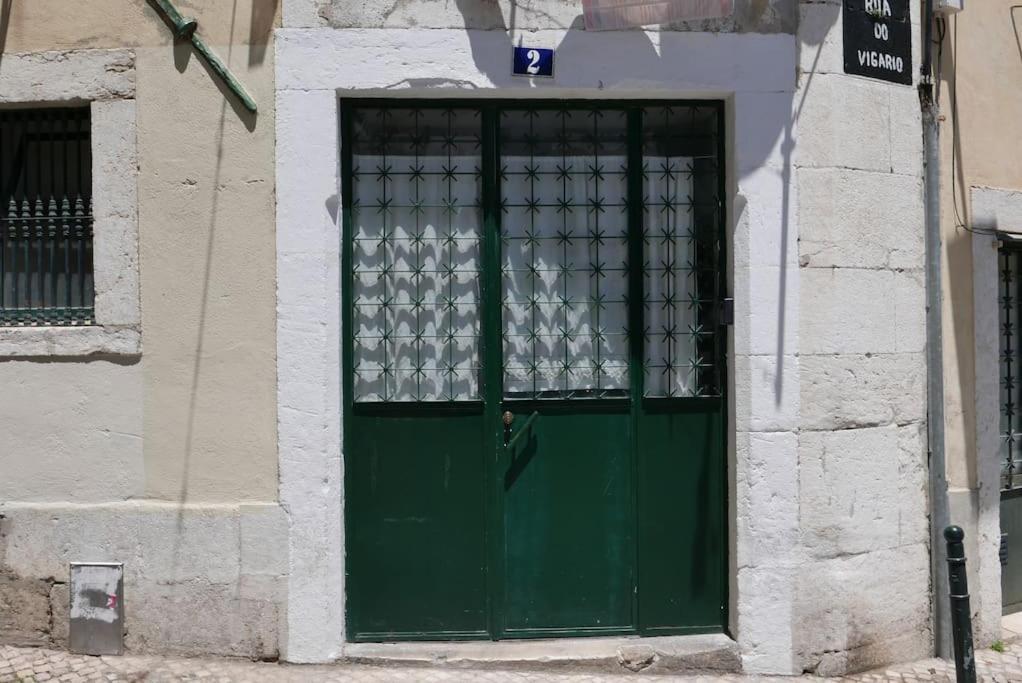 Апартаменты Alfama'S Hidden Terrace Gem Лиссабон Экстерьер фото